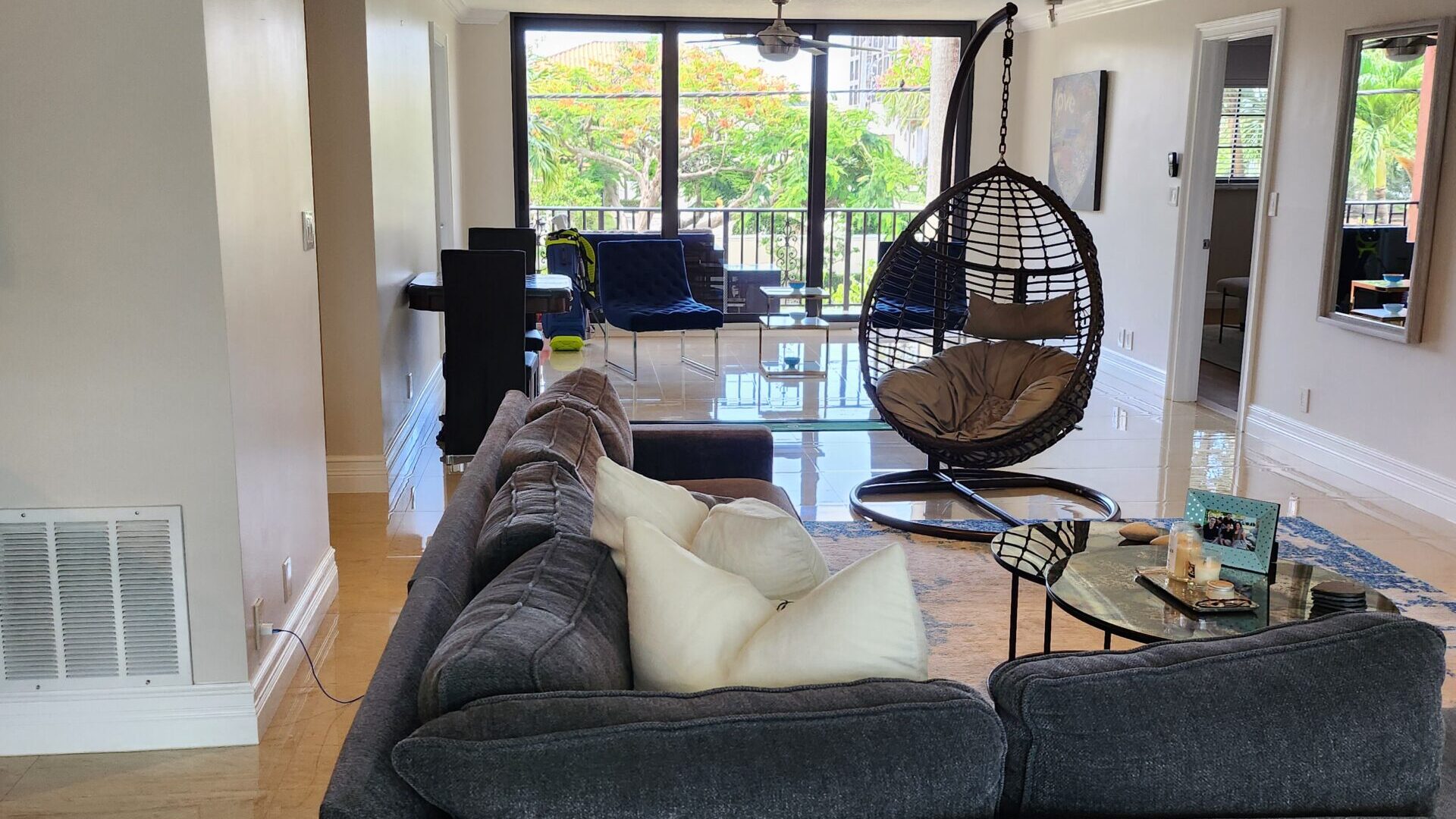 250 East Royal Palm Rd, Apt #2A Boca Raton, FL 33432